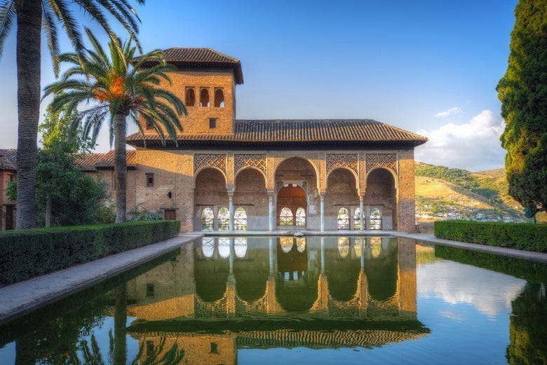El Partal, un patio che vedremo durante la visita dell'Alhambra