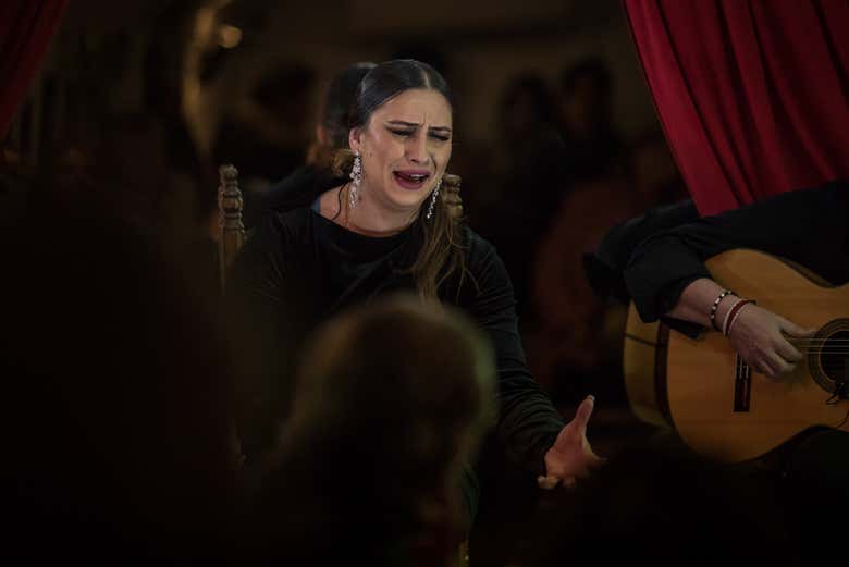 Una cantante della Cueva Flamenca La Comino
